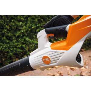 STIHL Soffiatore BGA 50 senza Set Batteria e Caricatore Inclusi