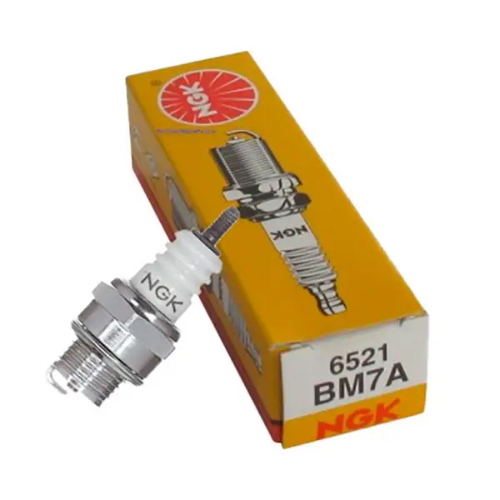 NGK BM7A Filetto Corto Candela per Motosega e Dacespugliatore